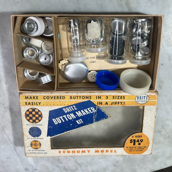 Dritz Button-Maker kit which includes the detailed Instructions sheet - Picture 1 of 16